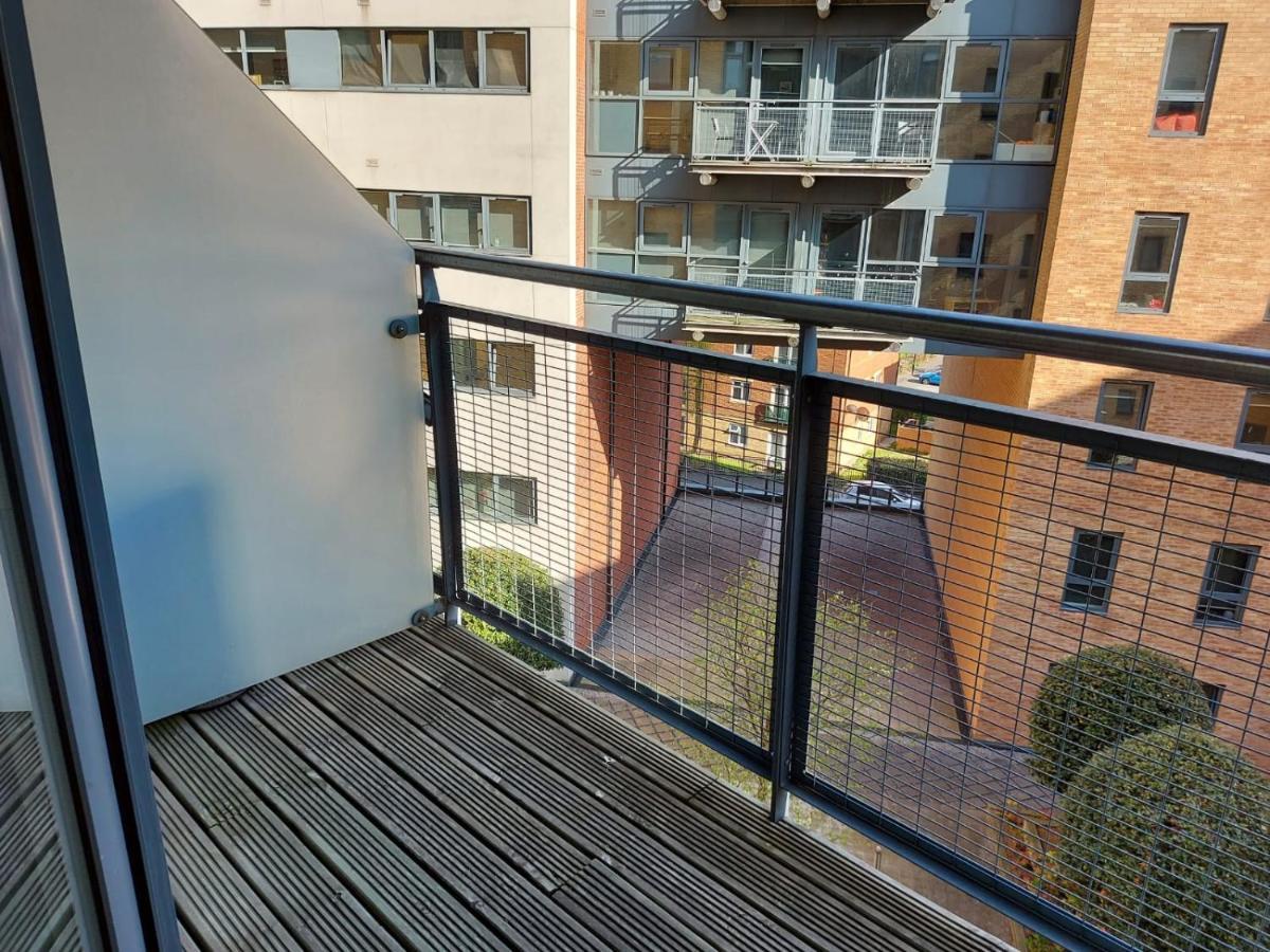 City 2 Bed, 2 Bath, Free Parking & Wifi Sheffield Exterior foto