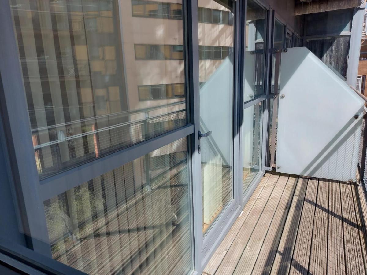 City 2 Bed, 2 Bath, Free Parking & Wifi Sheffield Exterior foto
